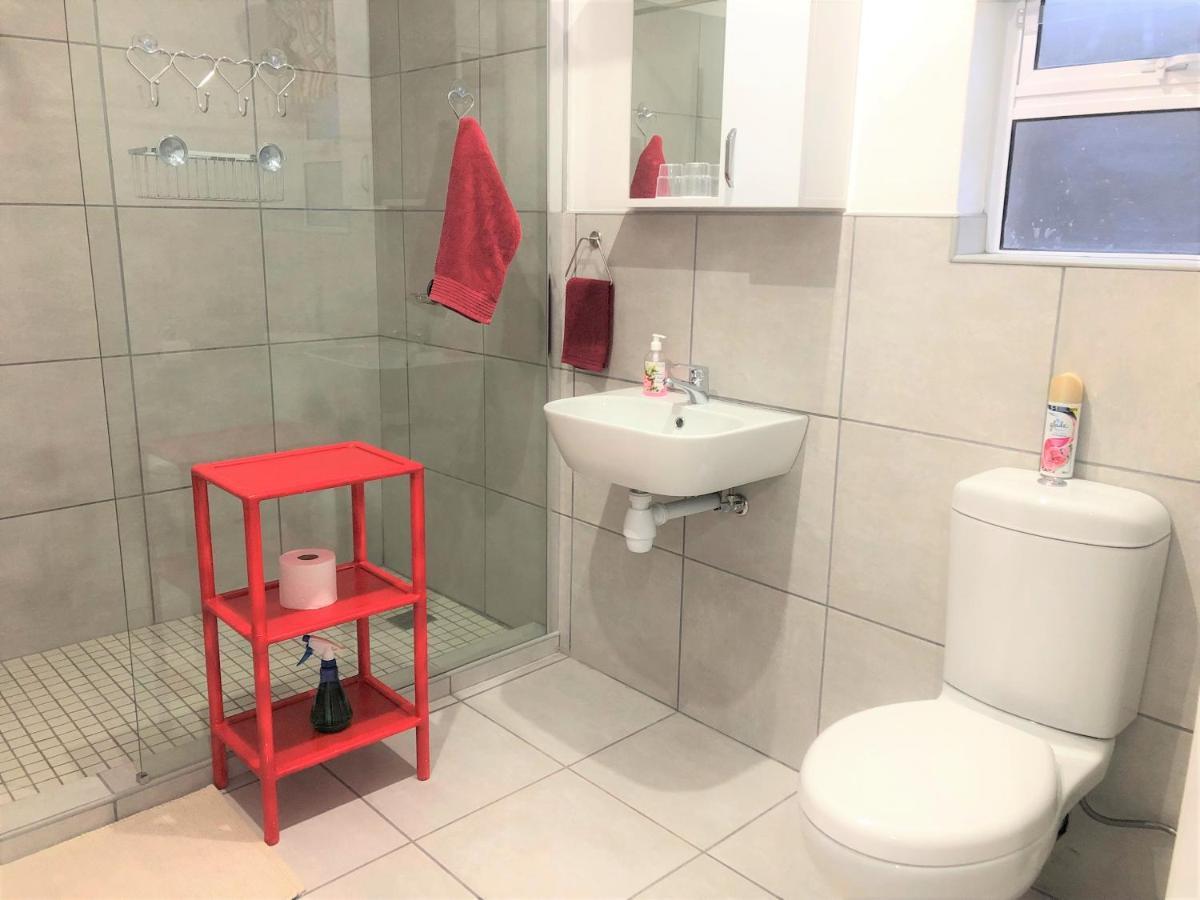 Baylight Accommodation 3 Selfcatering 1 Bedroom Apartment Sleeps 4 Мозел Бей Екстериор снимка